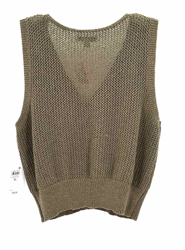 Size XL Olive Knit Vest