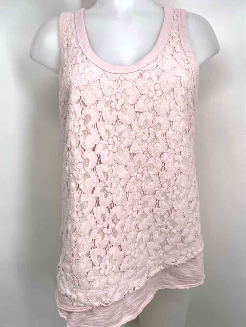 Size M Pale Pink Shirt