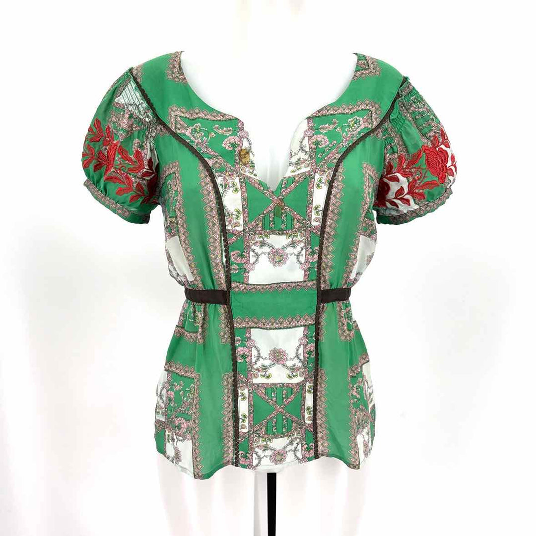 Size 10 FLOREAT Green Shirt