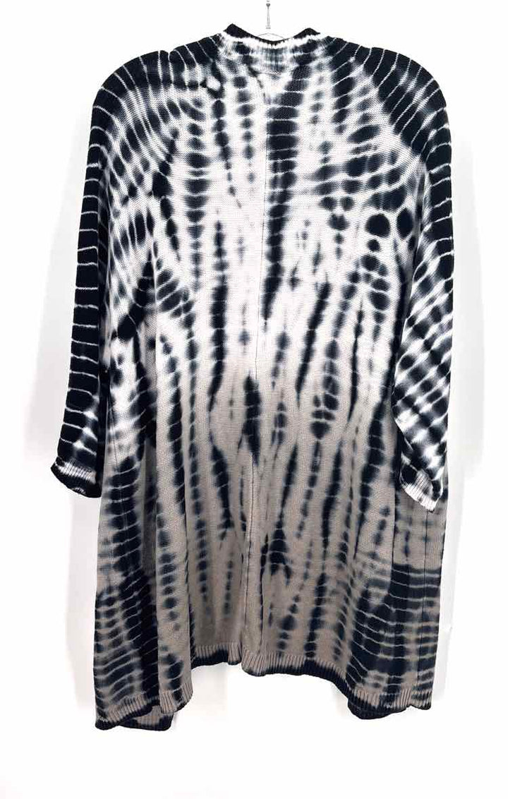 Size 2X Torrid Multi-Color Knit Cardigan