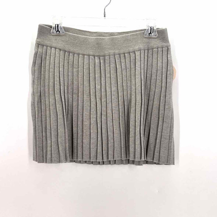 Size L AKIRA Gray Knit Skirt