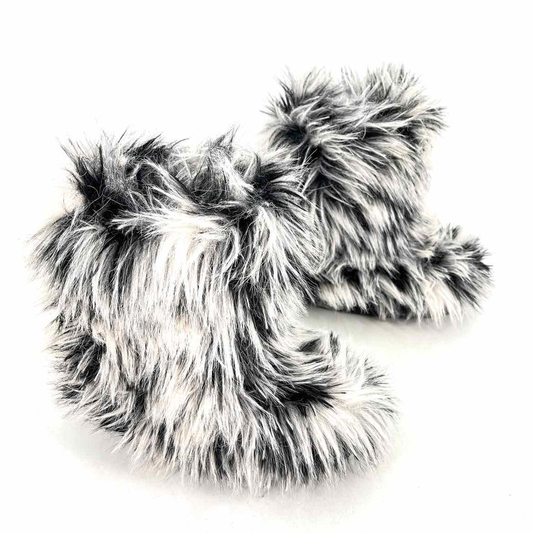 Shoe Size 7 AZALEA WANG Multi-Color Faux Fur Boots