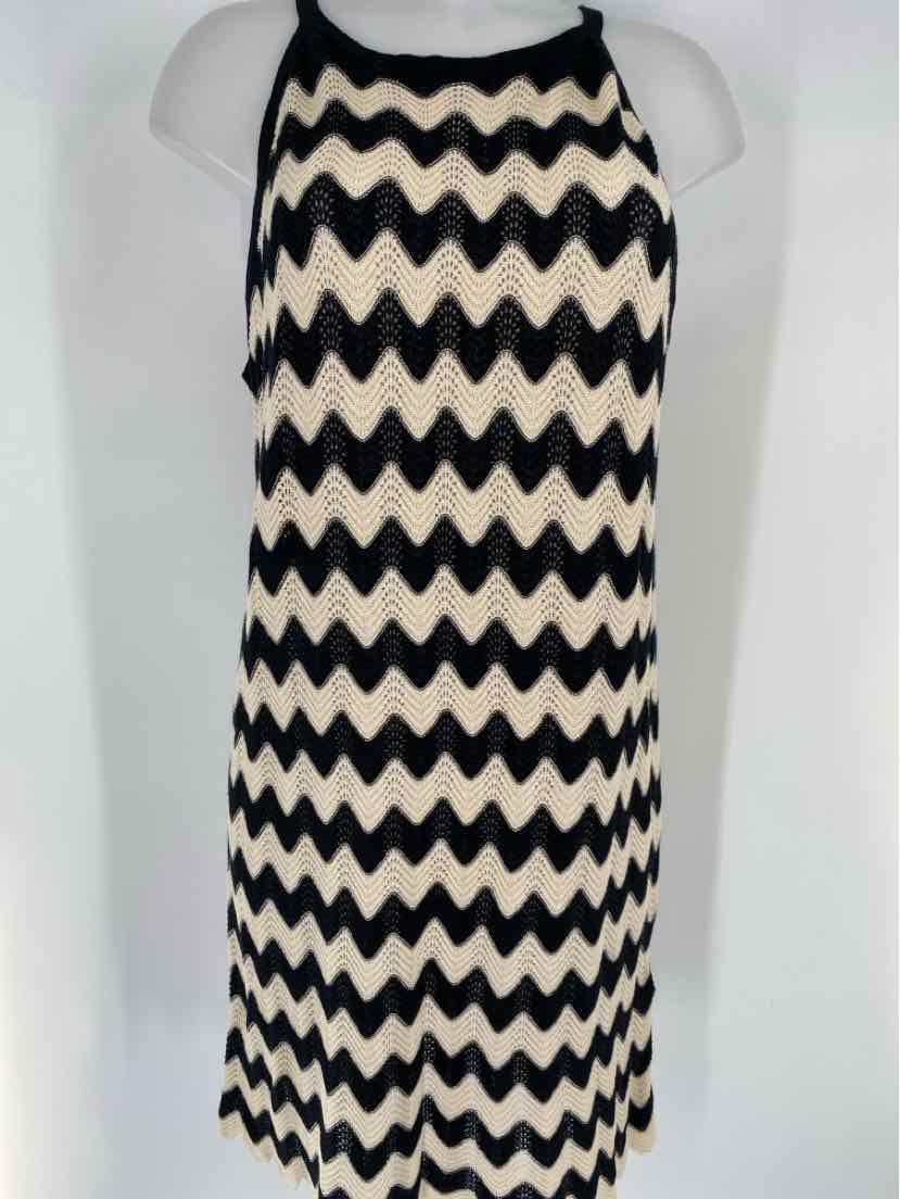 Size L HAUTE HIPPE Black Print Coverup