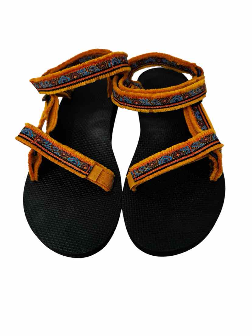 Shoe Size 11 Teva Yellow Sandals