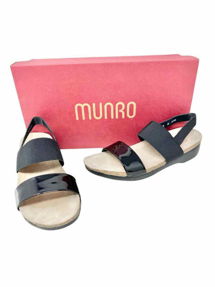 Shoe Size 8 MUNRO Black Sandals