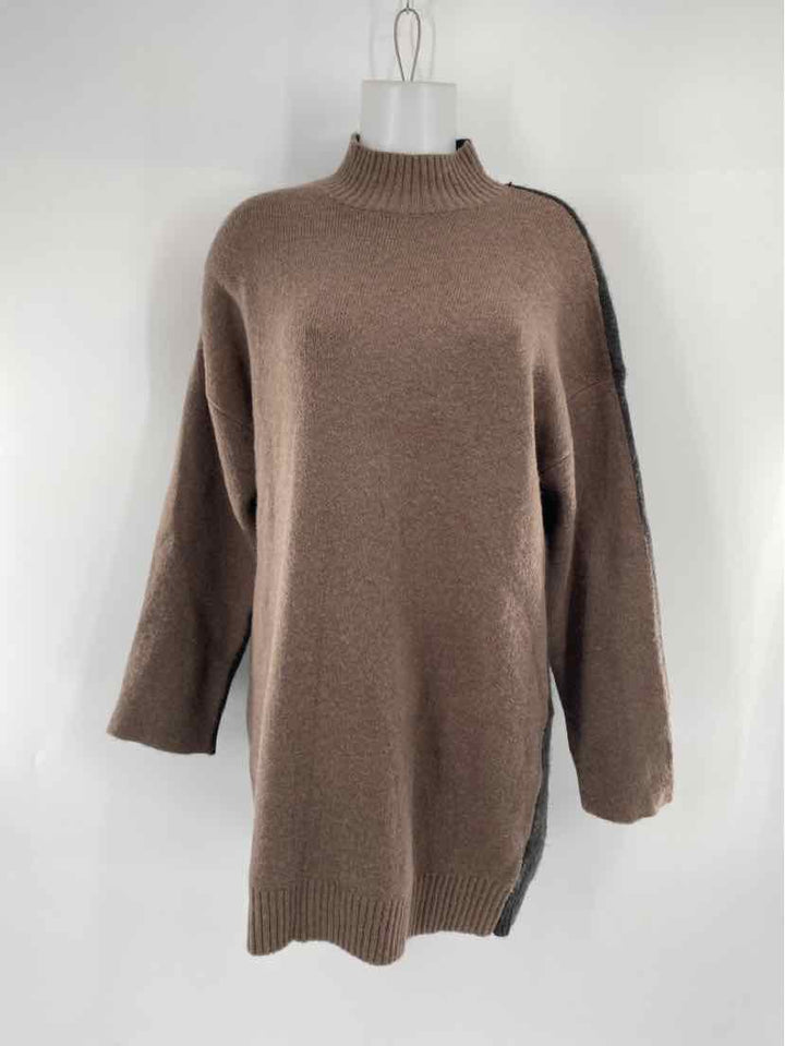 Size L Brown Print Sweater