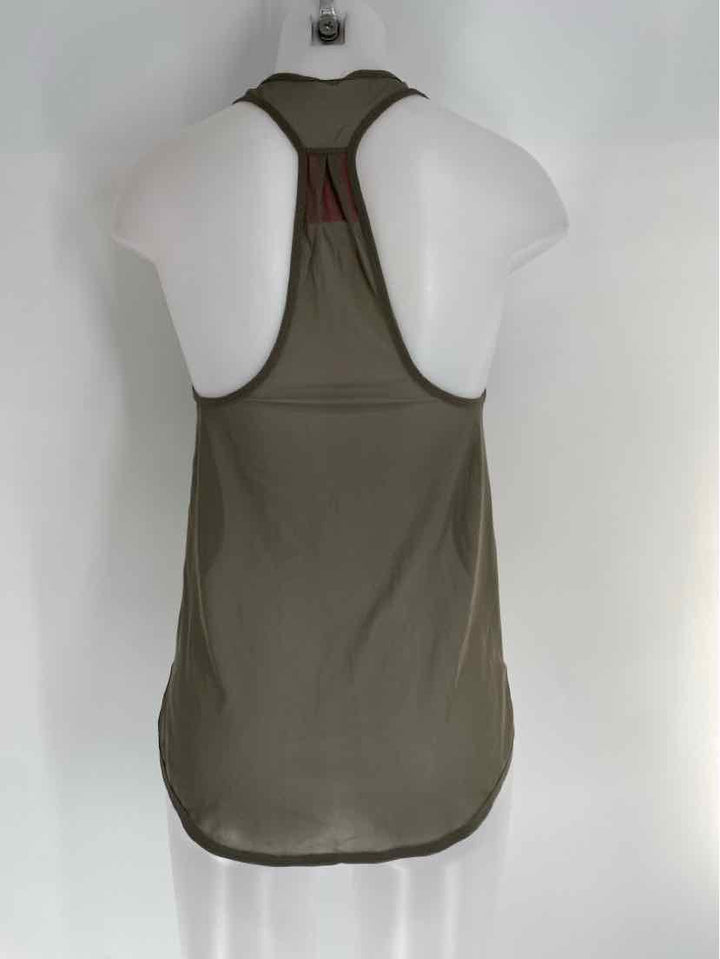 Size M Lululemon Gray Shirt