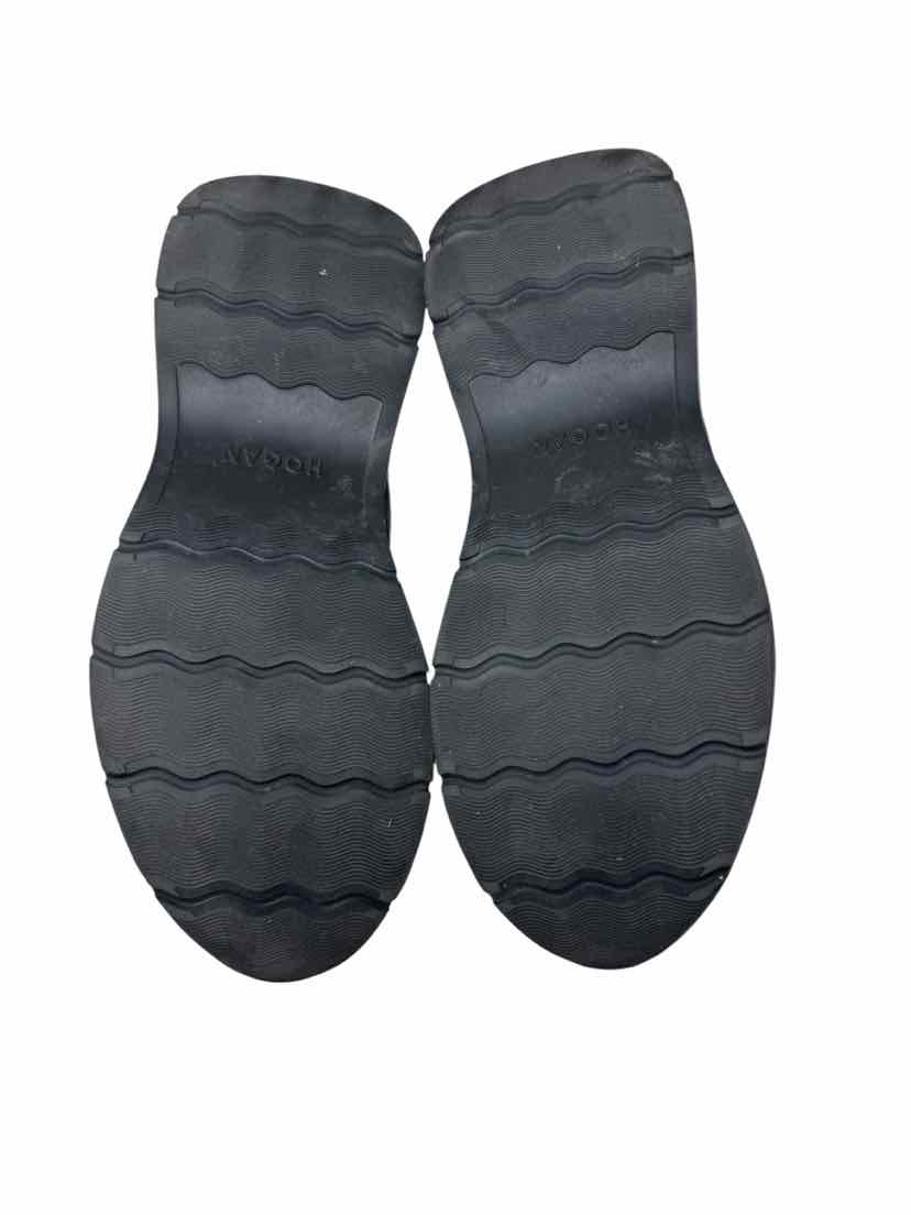 Shoe Size 38.5 Black Sneakers
