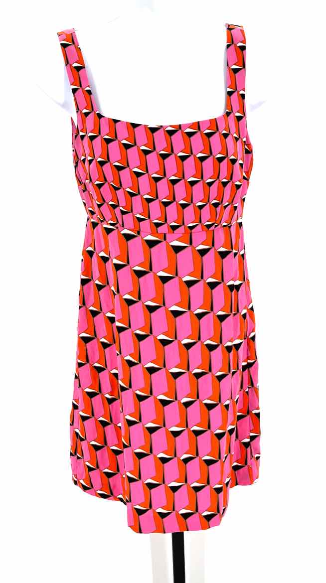 Size 00 DIANE VON FURSTENBERG Pink Dress
