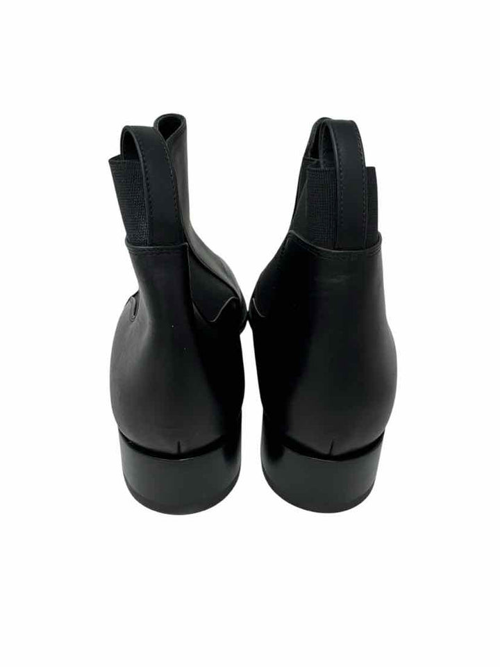 Shoe Size 40 CHRISTIAN LOUBOUTIN Black Leather Boots