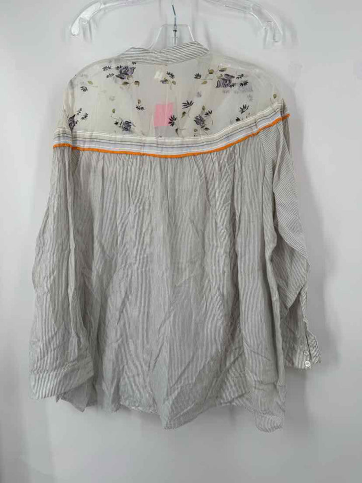 Size XS FREE PEOPLE Gray Shirt