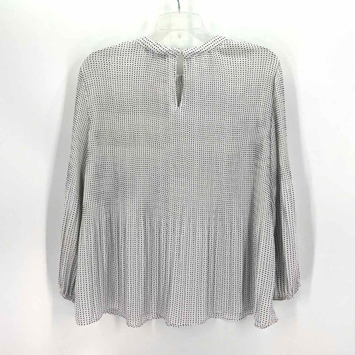 Size M Adrianna Papell White Shirt