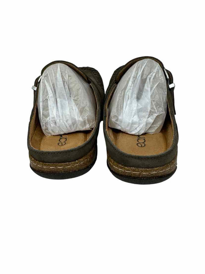 Shoe Size 9.5 Green Flats