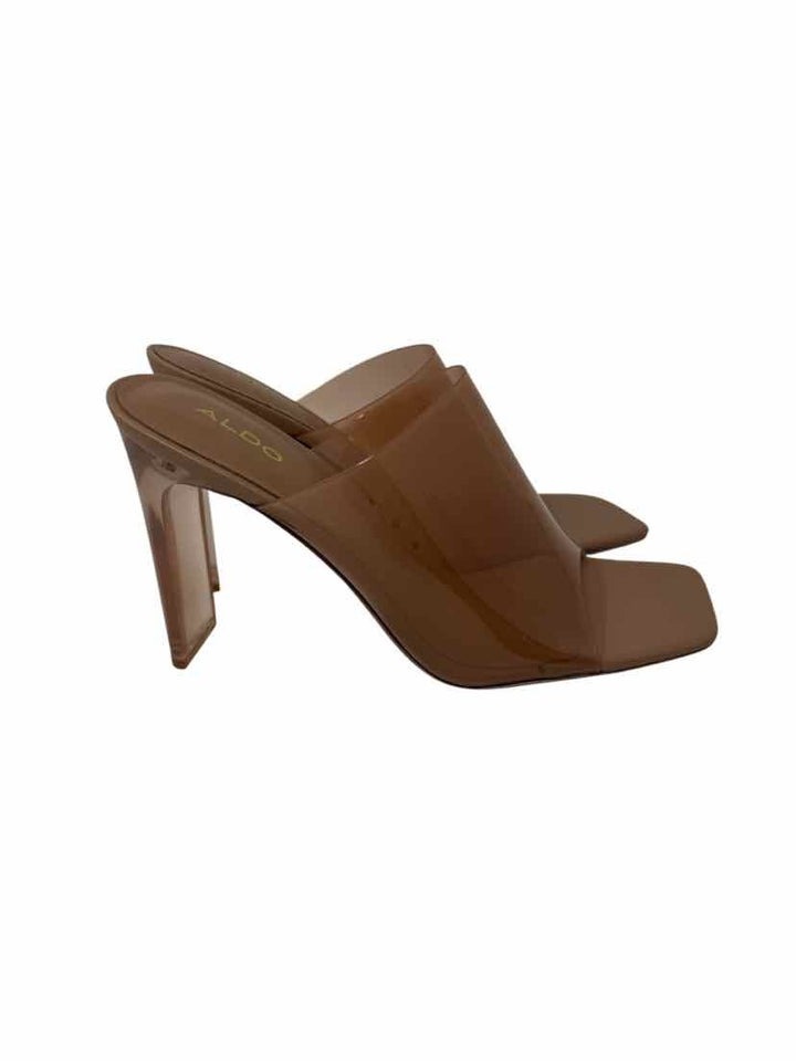 Shoe Size 8.5 Aldo Beige Pumps