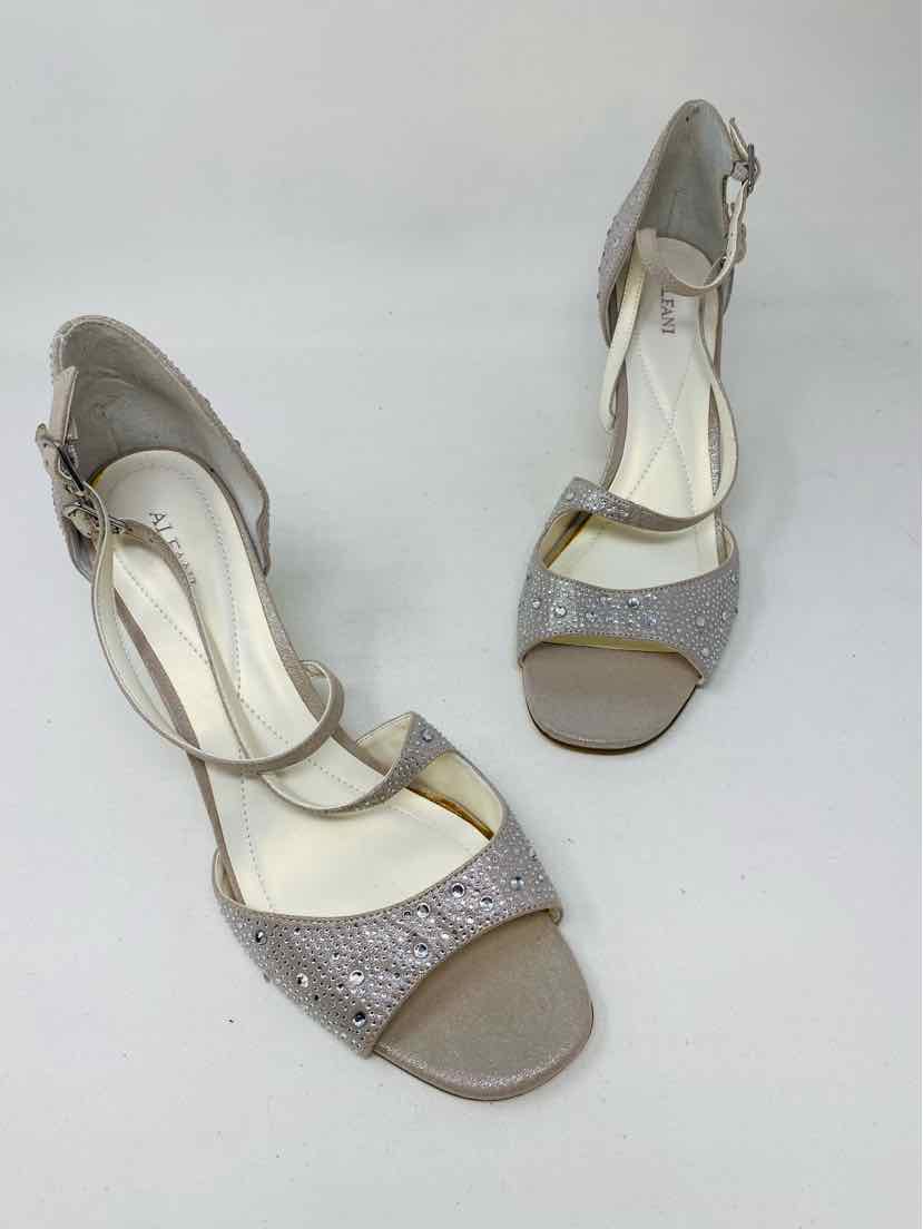Shoe Size 11 ALFANI Silver Sandals