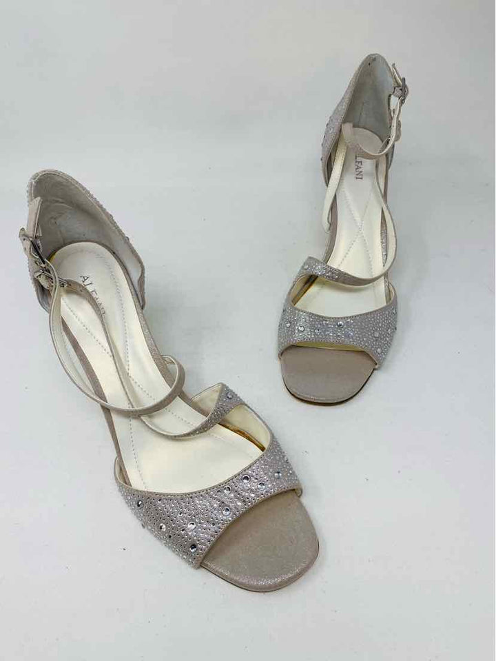 Shoe Size 11 ALFANI Silver Sandals