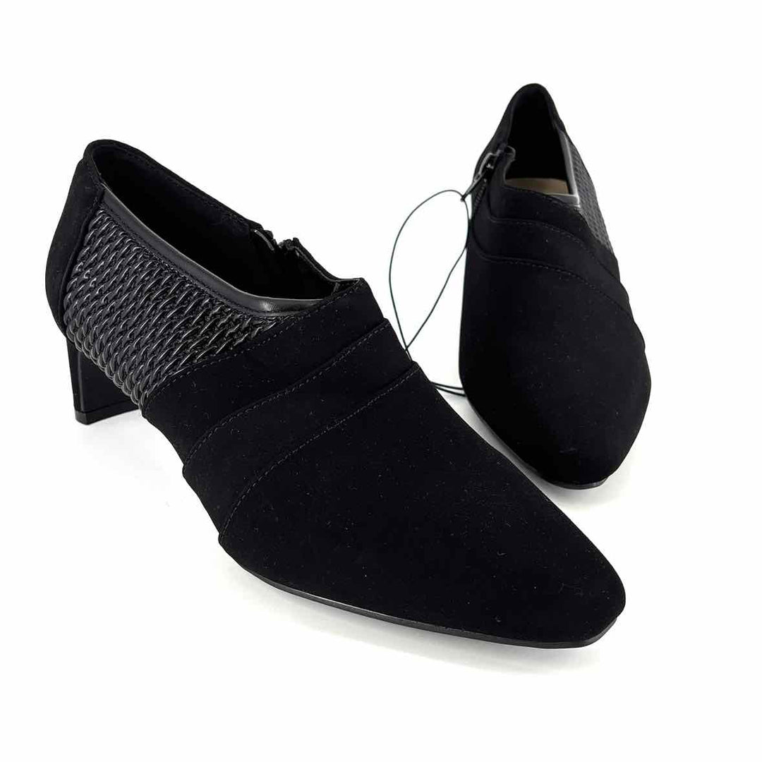 Shoe Size 7 Black Suede Boots