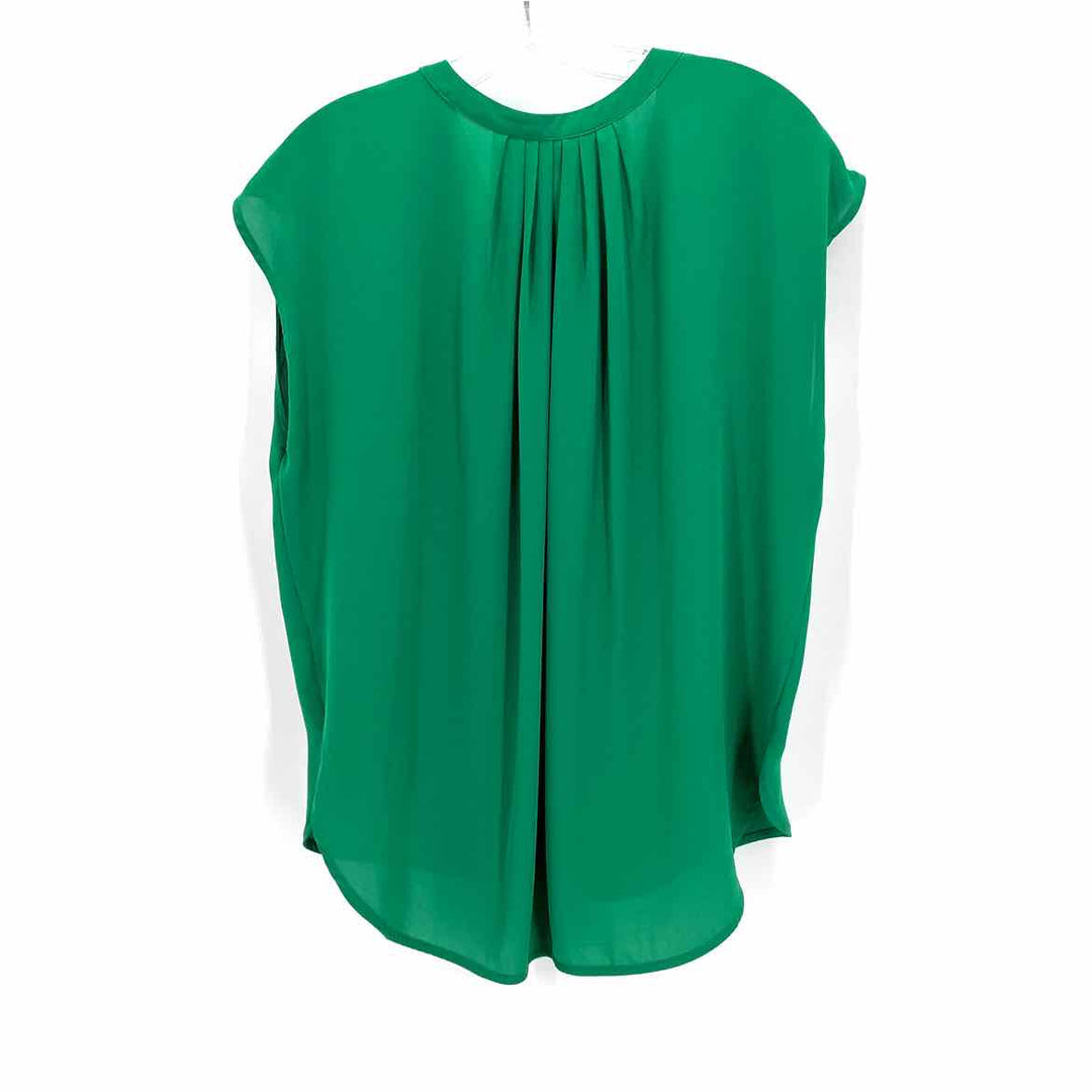 Size L Green Shirt