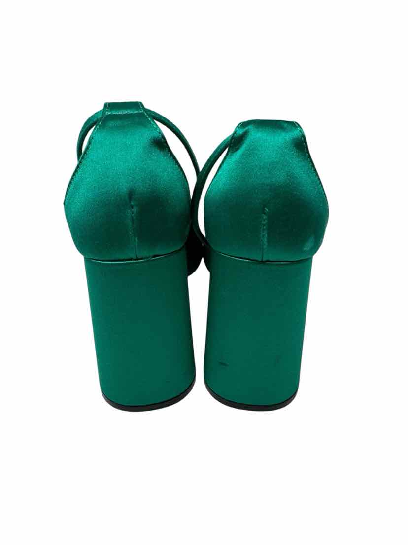 Shoe Size 38.5 Green Sateen Pumps