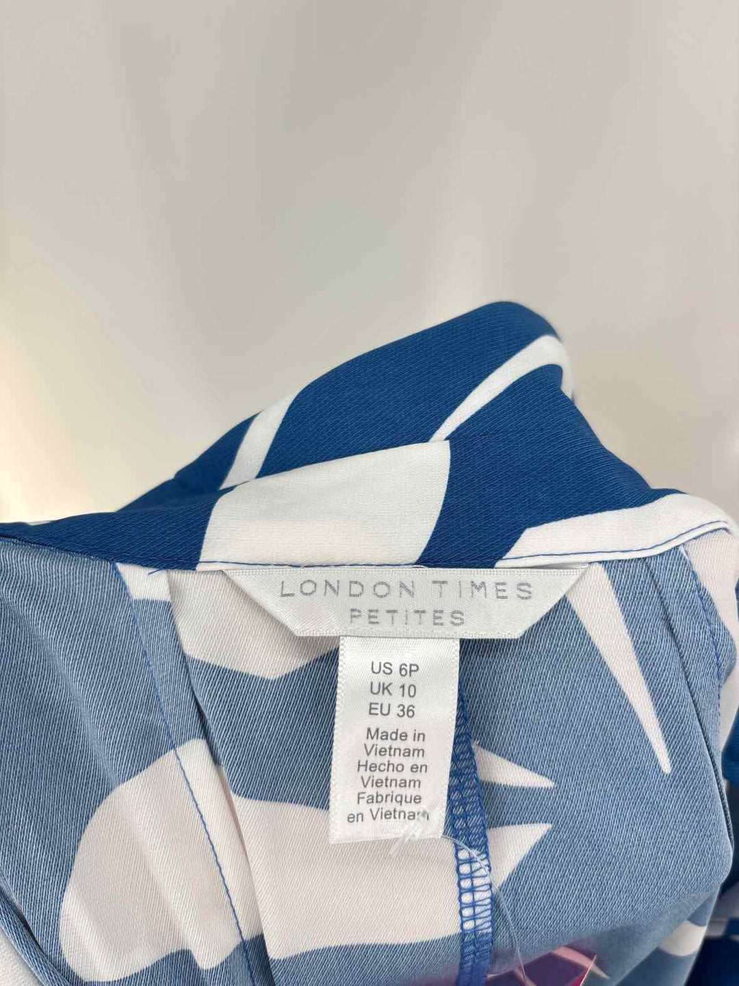 Size 6 LONDON TIMES Blue Print Dress