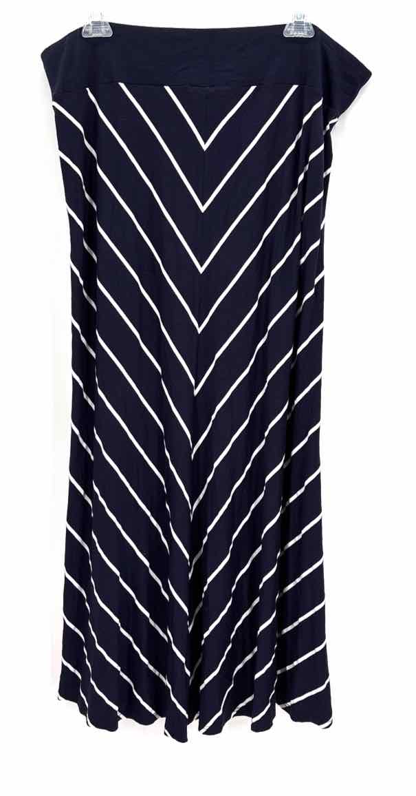 Size 2X KAREN KANE Navy Skirt