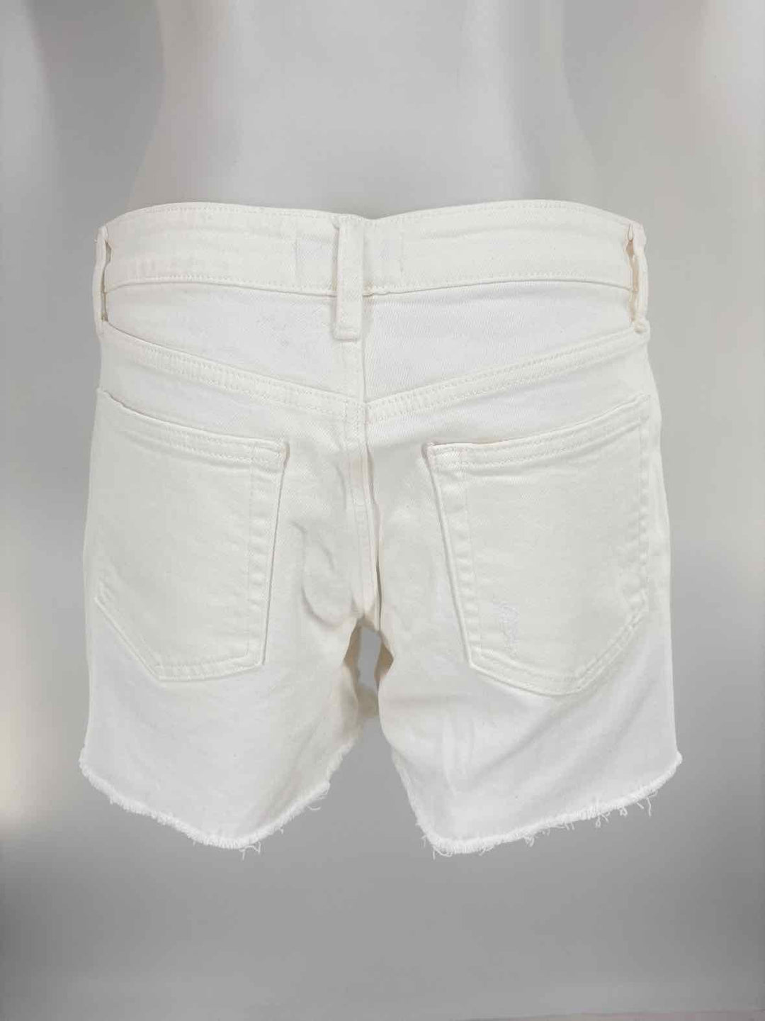 Size L White Shorts
