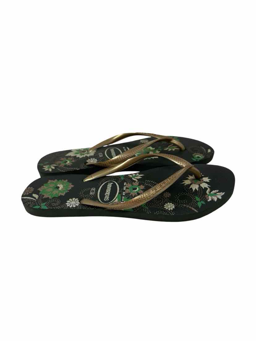 Shoe Size 7 Havaianas Gold Sandals