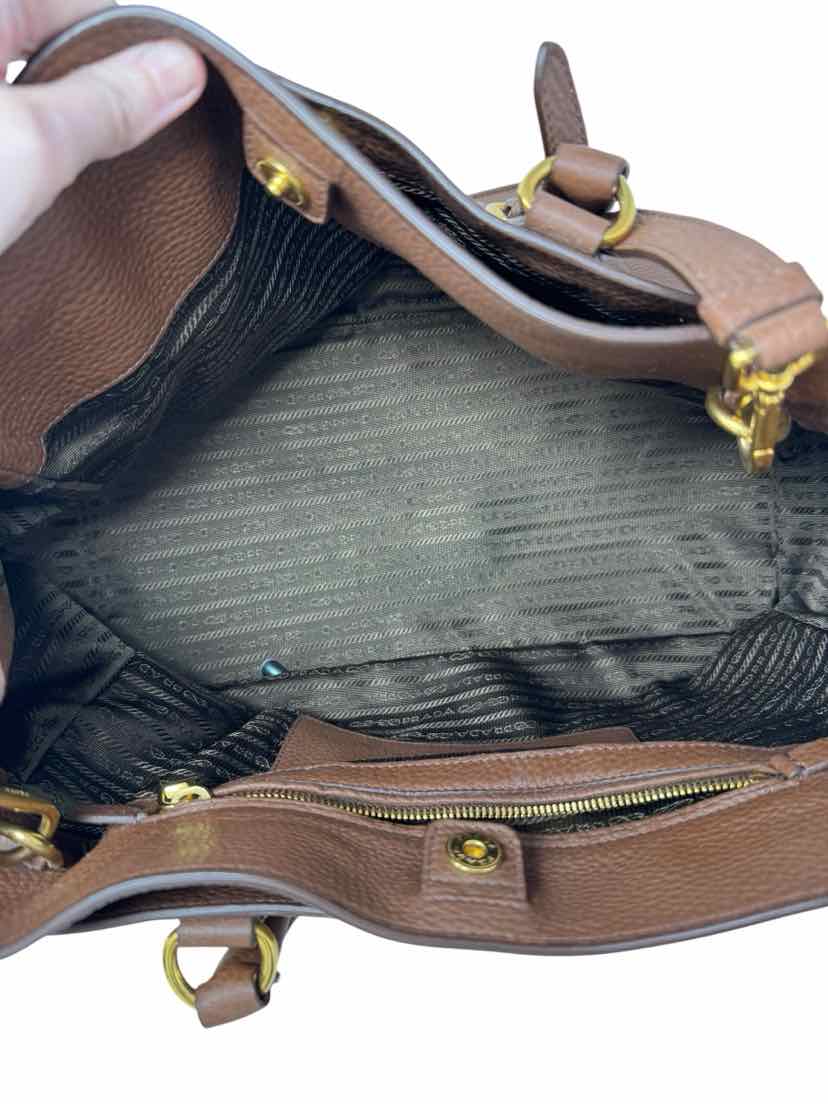 PRADA Luxury - Purse