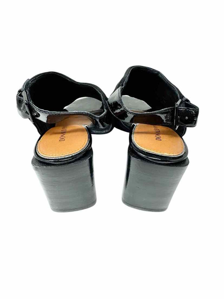 Shoe Size 7.5 DONALD PLINER Black Sandals