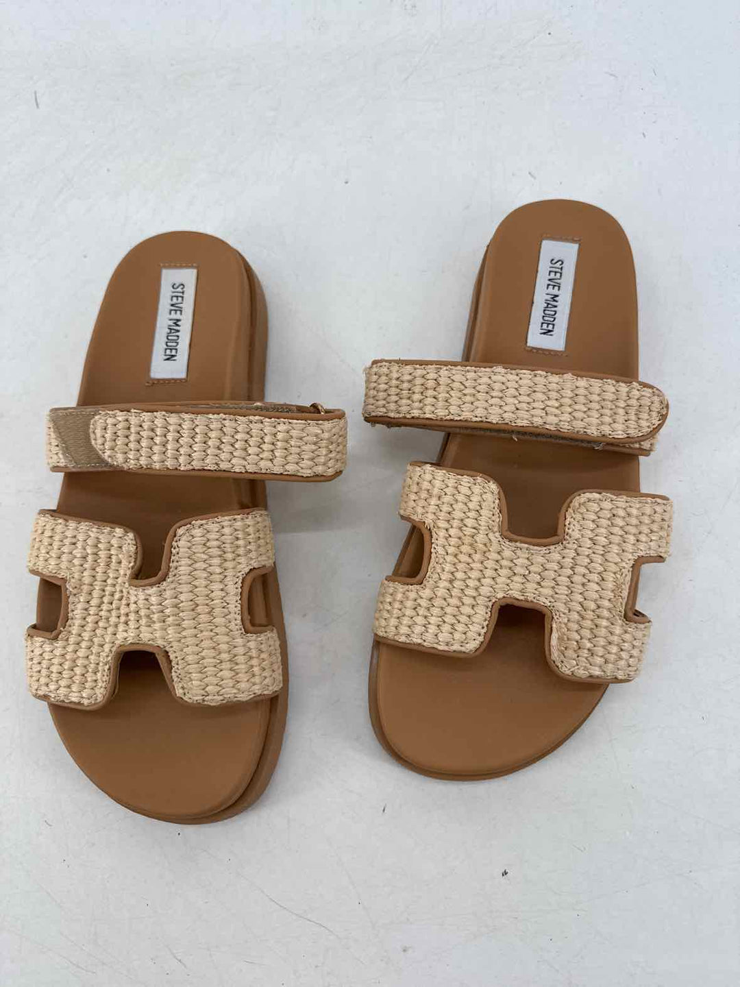 Shoe Size 9.5 Steve Madden Tan Sandals
