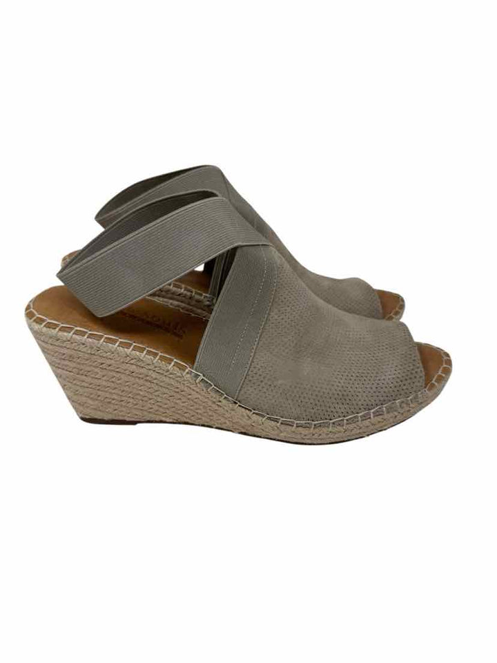Shoe Size 11 Kenneth Cole Gray Sandals