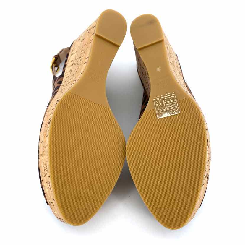 Shoe Size 8 Stuart Weitzman Tan Sandals