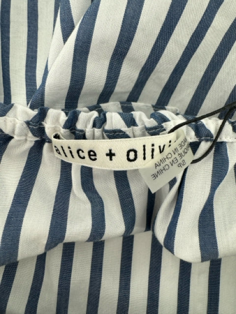 Size S Alice + Olivia Blue Shirt